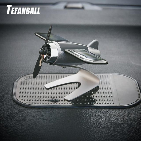 Car Decoration Aromatherapy airplane decoration Non-slip mat alloy Solar energy Rotate aircraft dashboard solid Car styling