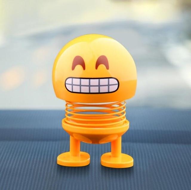 New Car Ornaments Smiley Shaking Head Dolls Cute Cartoon Funny Emoji Wobble Head Robot Lovely Car Dashboard Decor Auto