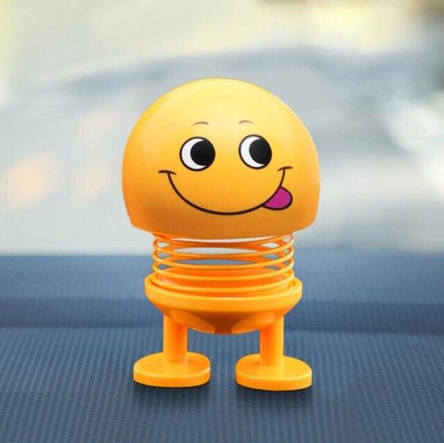 New Car Ornaments Smiley Shaking Head Dolls Cute Cartoon Funny Emoji Wobble Head Robot Lovely Car Dashboard Decor Auto