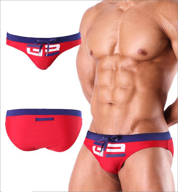 2018 Hot Summer Man Swimsuits Low-Rise Sexy Swimwear Quick Dry Man Bikini Comfortable Man Briefs mayo costumi da bagno donna