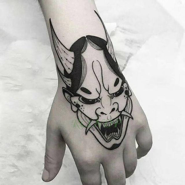 Waterproof Temporary Tattoo Sticker Skull Head Fake Tatto Flash Tatoo back of hand foot tatouage for Girl Men Women