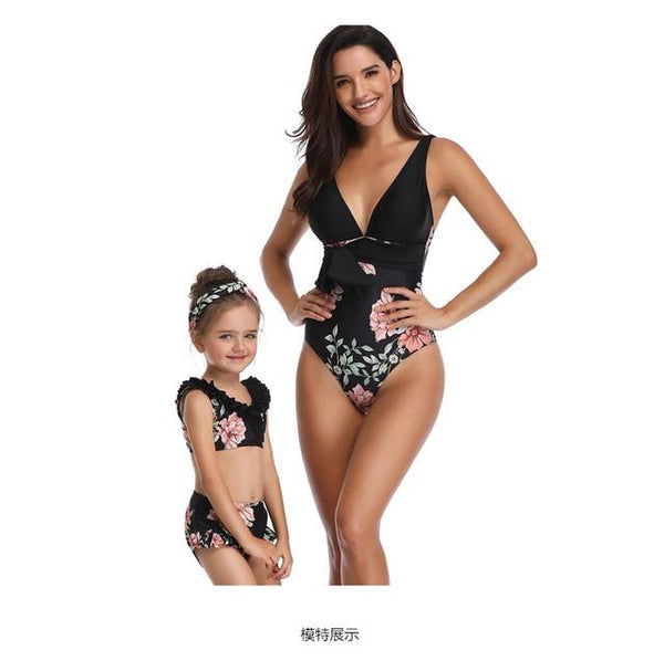 2PS Mommy and me swimsuit Mother and Daughter Swimsuit mommy and me Swimwear Bikini 2019 Summer Family Matching Outfits Swimsuit