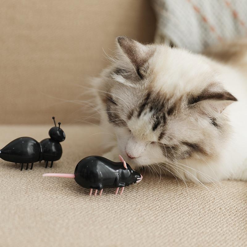 [MPK Store] Battery Operated Cat Toy, Black Ant/Mouse, White Ant/Mouse, Electric Fast Moving Toy, Cats-go-crazy Toy Series