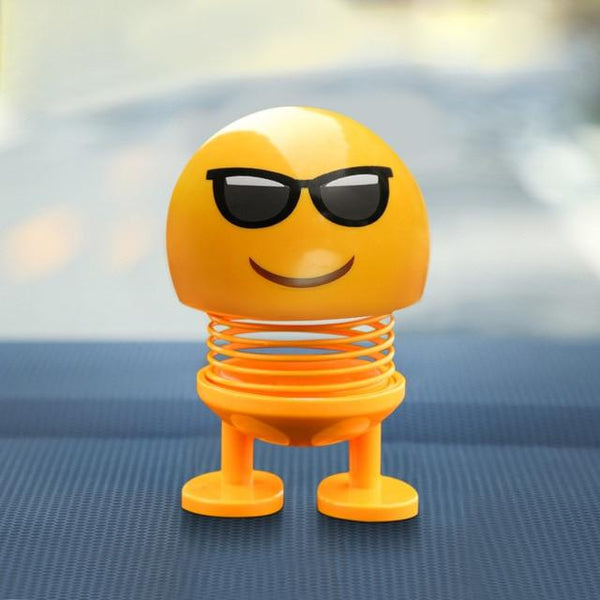 Lovely Shaking Head Toys Car Ornaments Bobblehead Nod Dolls Cute Cartoon Funny Emoji Wobble Head Robot Car decoration