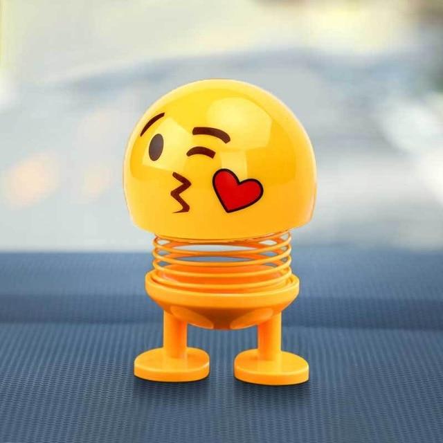 Lovely Shaking Head Toys Car Ornaments Bobblehead Nod Dolls Cute Cartoon Funny Emoji Wobble Head Robot Car decoration
