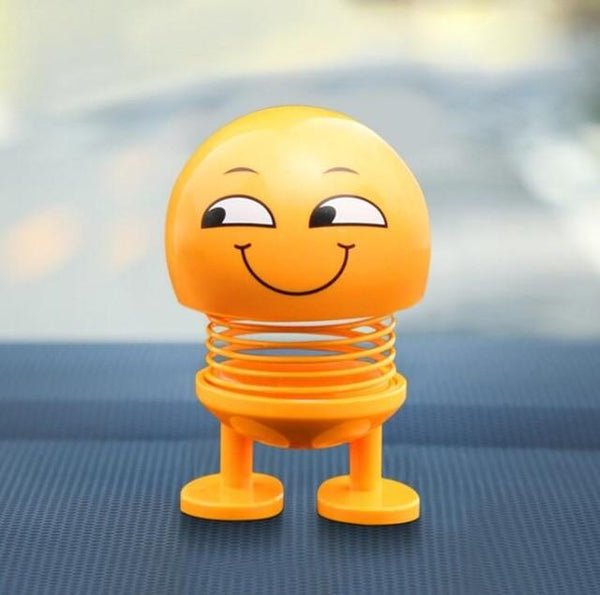New Car Ornaments Smiley Shaking Head Dolls Cute Cartoon Funny Emoji Wobble Head Robot Lovely Car Dashboard Decor Auto