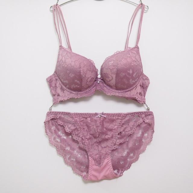 The new sexy female sense of the temptation to gather a small breast bra under the care of lace underwear thick cup bra set