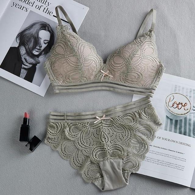 Black Sexy Bra Sets Triangle Thin mold Cup Floral Women Green Underwear Fashion No Steel Ring Lace Light Purple Bra Briefs Set