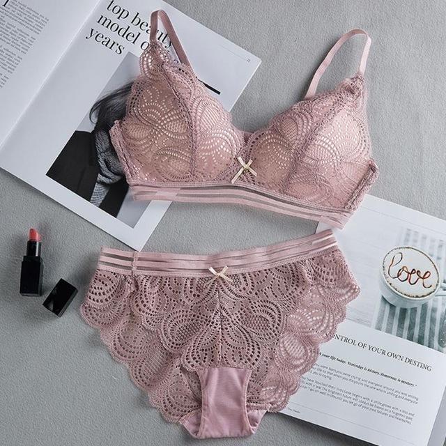 Black Sexy Bra Sets Triangle Thin mold Cup Floral Women Green Underwear Fashion No Steel Ring Lace Light Purple Bra Briefs Set