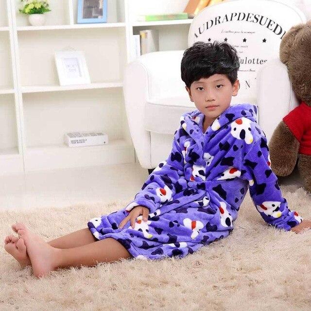 Fashion 2018 Children's Bathrobe Autumn Winter Warm Flannel Nighgowns for Boys Cartoon Kids Robes Fleece Girls Hooded Bathgowns