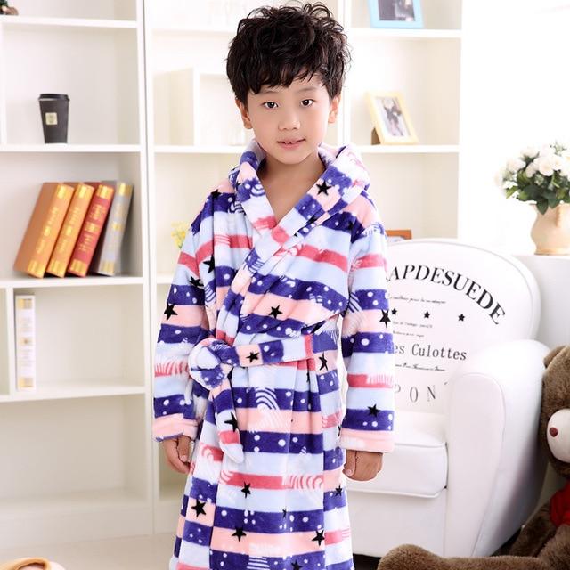 Fashion 2018 Children's Bathrobe Autumn Winter Warm Flannel Nighgowns for Boys Cartoon Kids Robes Fleece Girls Hooded Bathgowns